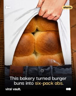 Great packaging doesn't just protect the product, it sells the idea.
This Taiwan bakery turned burger buns into six-pack abs, proving that smart design can communicate a product's biggest benefit without saying a word.
Brand: @wupaochunsg
#MarketingMind #burger #bun #creative #bakery